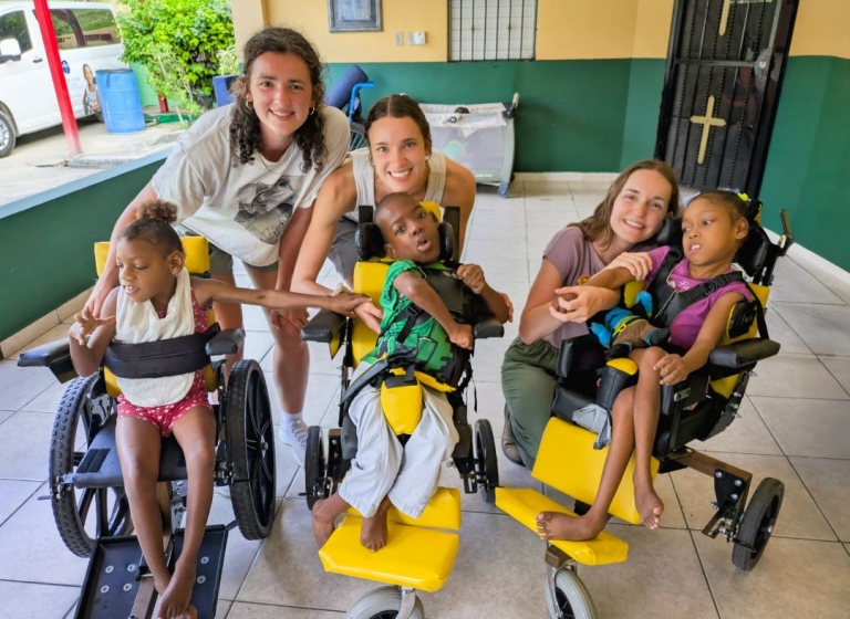 Wheelchair delivery at Hogar Immanuel