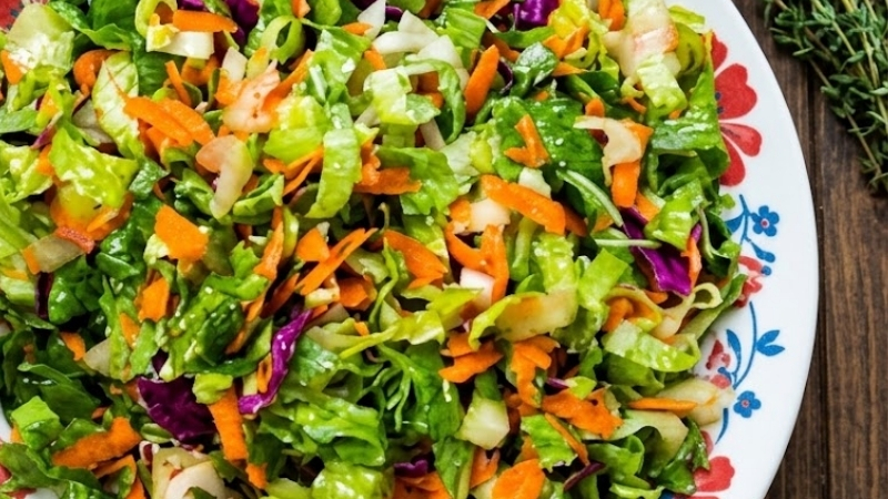 Fresh vegetable salad from Hogar Immanuel